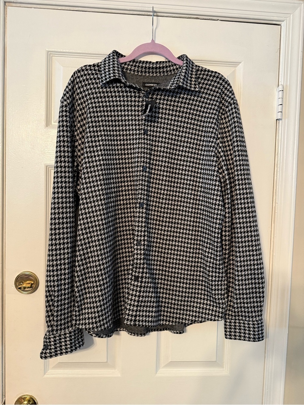 Express Men’s Black & White Houndstooth Button-Down Shirt